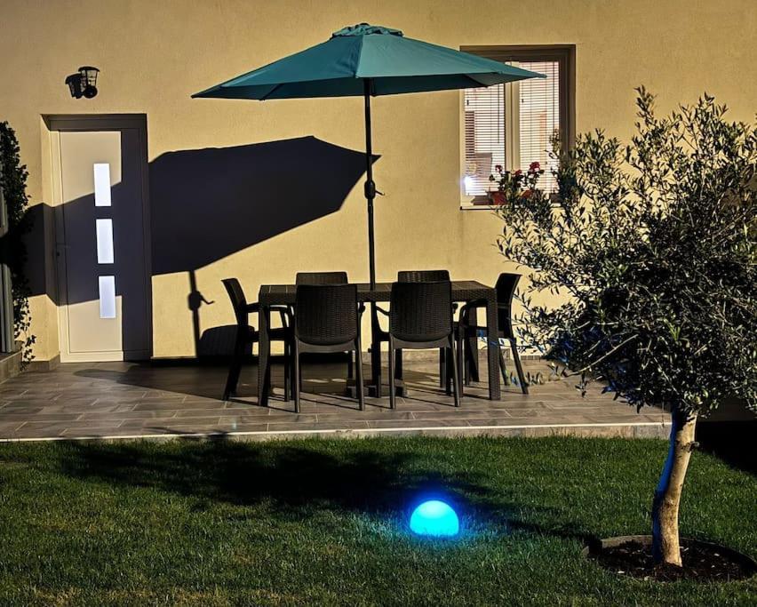 Sejour Magique Proche Aeroport Cdg Asterix Disney Et Paris Maison Toutes Commodites, Terrasse, Wifi, Clim, Lave Vaisselle Сен-Мар Экстерьер фото